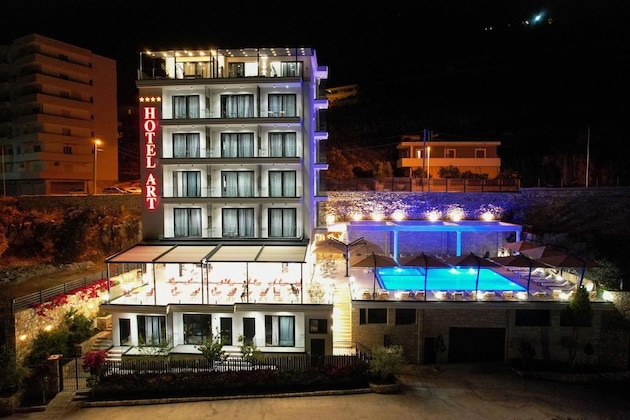 Gallery - Art Hotel