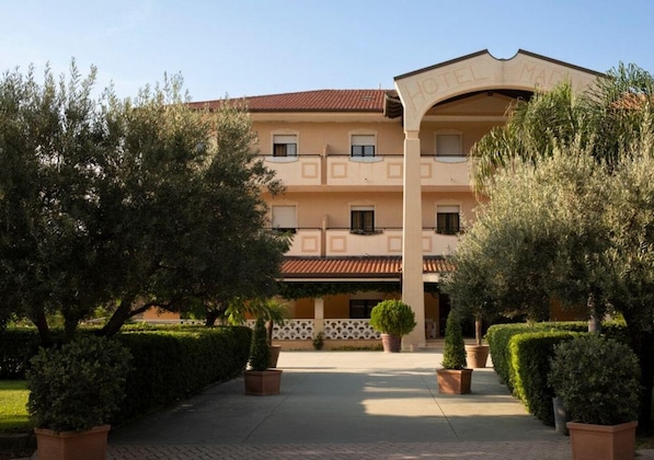 Gallery - Madama Club Village
