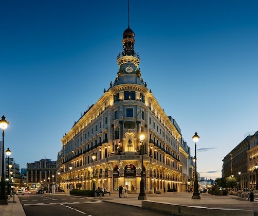 Gallery - Four Seasons Hotel Madrid