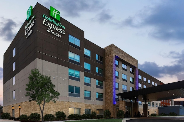 Gallery - Holiday Inn Express & Suites Chicago O'hare Airport By Ihg