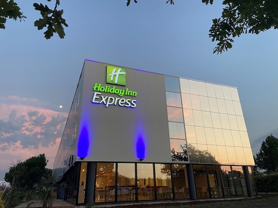 Gallery - Holiday Inn Express Arcachon - La Teste By Ihg
