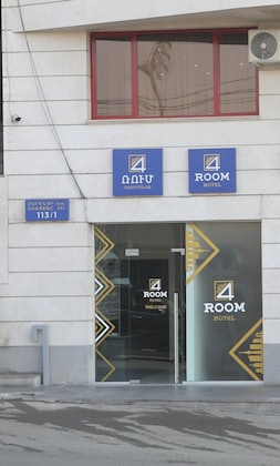 Gallery - 4 Room Hotel
