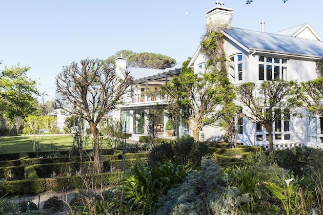 Gallery - Arambrook Boutique Hotel