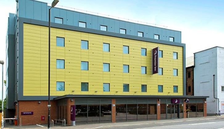 Gallery - Premier Inn Newbury Town Centre (London Road)