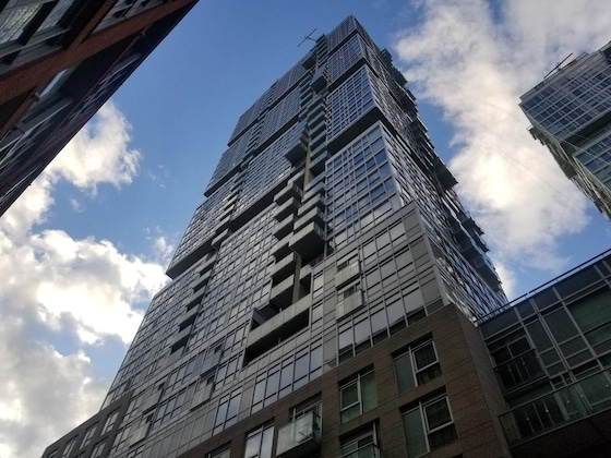 Gallery - Topline Suites - Nelson Street