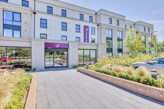 Gallery - Premier Inn Bangor (Northern Ireland)