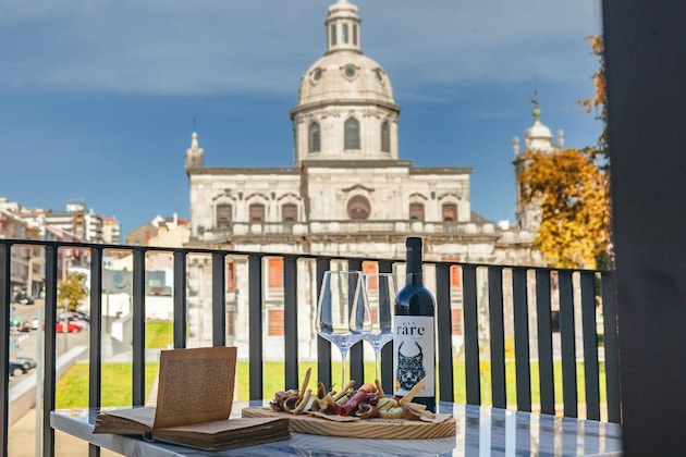 Gallery - Wine & Books Lisboa Hotel