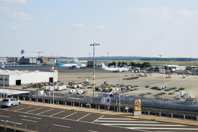 Gallery - Moxy Cologne-Bonn Airport