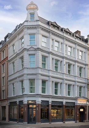Gallery - 'Lost Property St. Paul''s London, Curio Collection by Hilton'