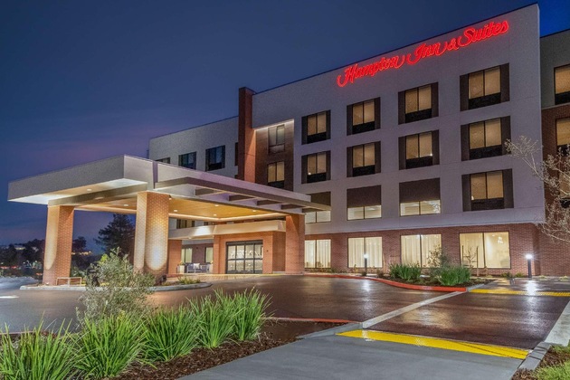 Gallery - Hampton Inn & Suites Santa Rosa Sonoma Wine Country