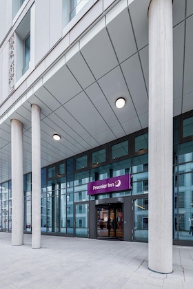 Gallery - Premier Inn Stuttgart City Europaviertel