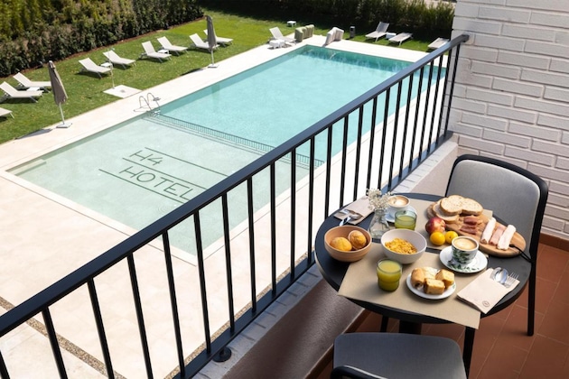 Gallery - Hotel H4 Cangas
