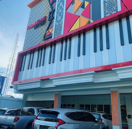 Gallery - Front One Budget Abepura