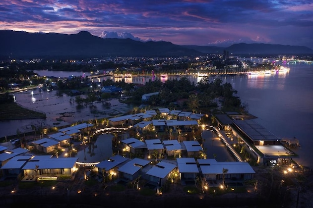 Gallery - Amber Kampot