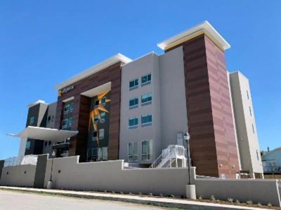 Gallery - La Quinta Inn & Suites By Wyndham Galveston North At I-45