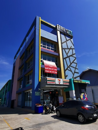 Gallery - The Sea Bangsaen Hotel