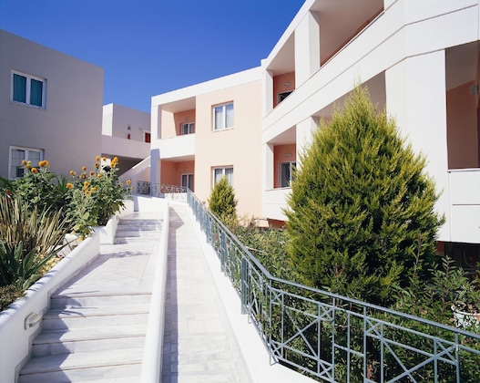 Gallery - Chrispy Beach Resort