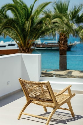 Gallery - Ostrako Beachside Suites
