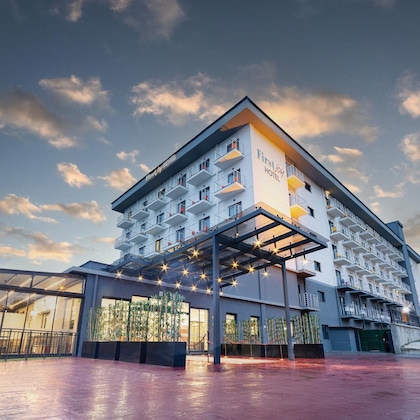 Gallery - First Joy Hotel