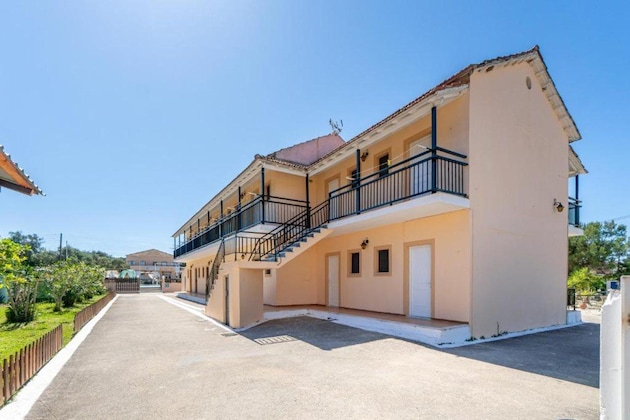 Gallery - Saint Peter Bay Aparthotel