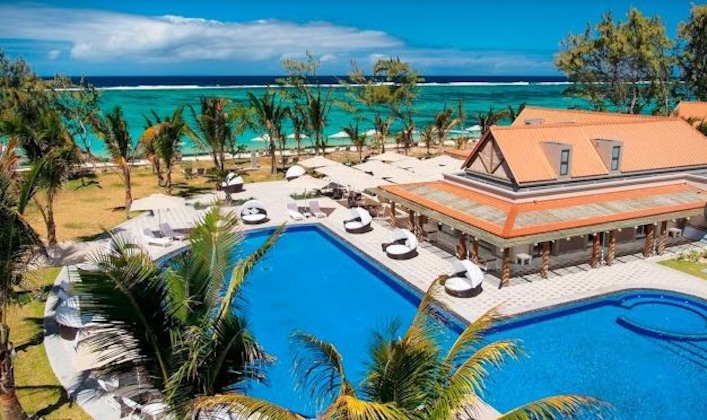 Gallery - Crystals Beach Resort Belle Mare, A Member Of Radisson Individuals