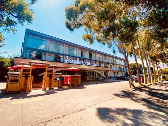 Gallery - The Parkmore Hotel