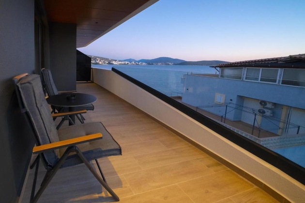 Gallery - Yacht Premium Hotel