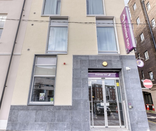 Gallery - Premier Inn Cork City Centre