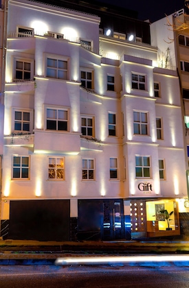 Gallery - The Gift Hotel