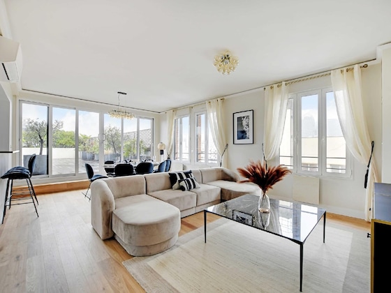 Gallery - Appartement en Courbevoie pour 8 personnes avec 3 chambres Ref. 656681