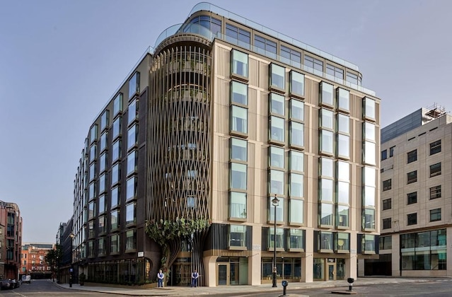 Gallery - The Botree London, Curio Collection By Hilton