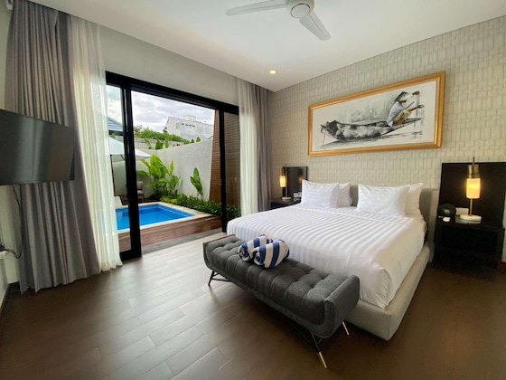 Gallery - The Claremont Luxury Villas