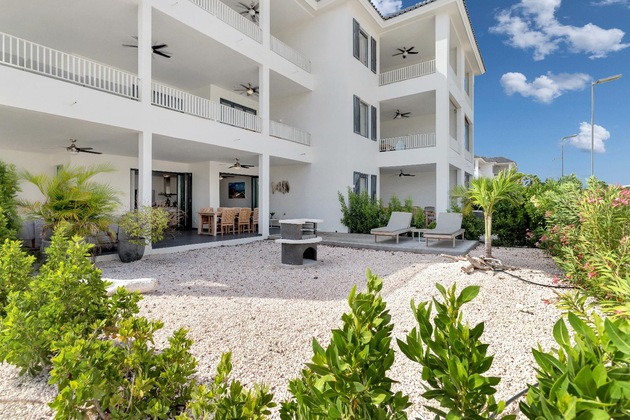 Gallery - Grand Windsock Bonaire