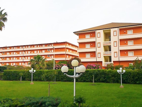 Gallery - Fruit Village St. Antonio Hotel
