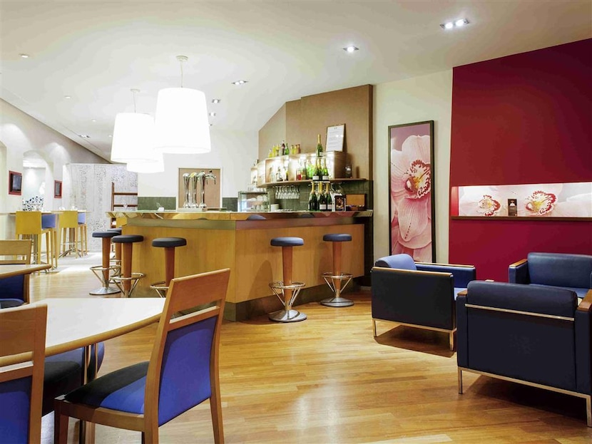 Novotel Lille Centre Gares, Lille - logitravel