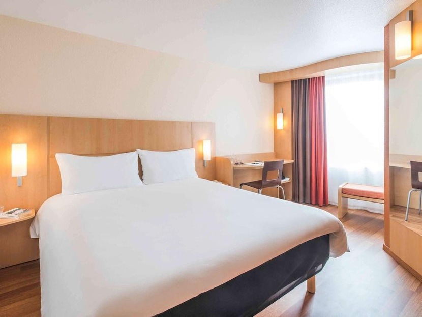 Ibis Nantes Centre Tour Bretagne, Nantes - logitravel