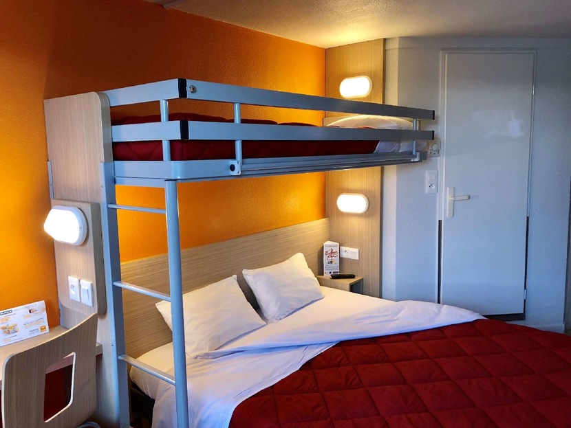Premiere Classe Perpignan Sud, Perpignan à partir de 18 ...