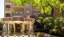 Hellenia Yachting Hotel