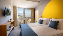 Club Dubrovnik Sunny Hotel By Valamar