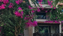 Saphir Hotel & Villas