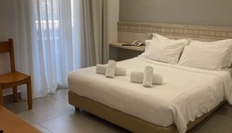 Glaros Beach Hotel