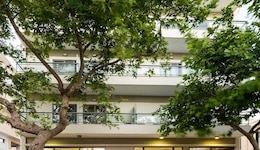 Angela Hotel Downtown Rooms