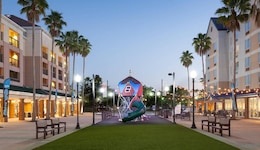 Springhill Suites Orlando Lake Buena Vista in  The Marriott Village