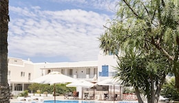 Polos Hotel Paros