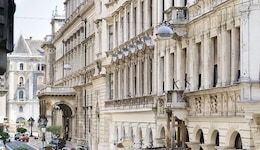 Opera Garden Hotel & Apartments