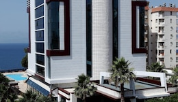 La Brisa Hotel