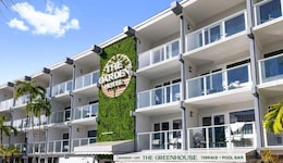 The Garden Hotel & Resort
