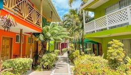 Cocoplum Beach Hotel