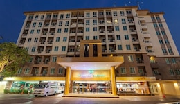 The Airport Greenery Hotel