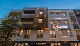 Sky Hotel